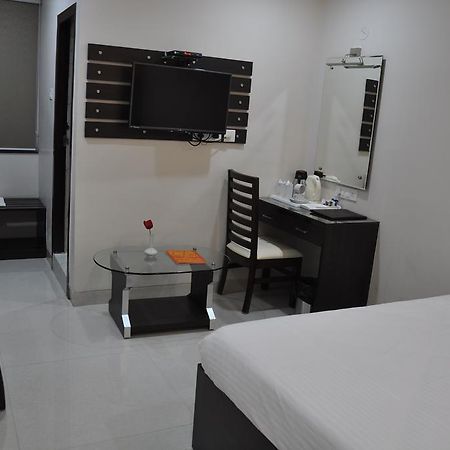 Hotel Savera Patna  Exterior photo