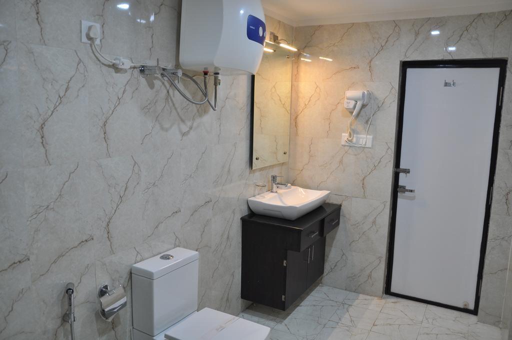 Hotel Savera Patna  Room photo